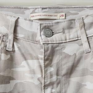 Levi's Women's High Rise Super Skinny Pants - Camouflage